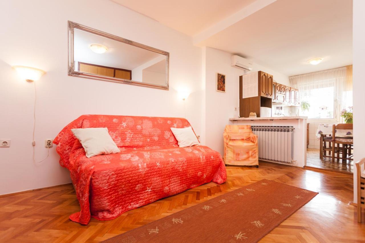 Aneli Rooms & Apartament โรวีน ภายนอก รูปภาพ